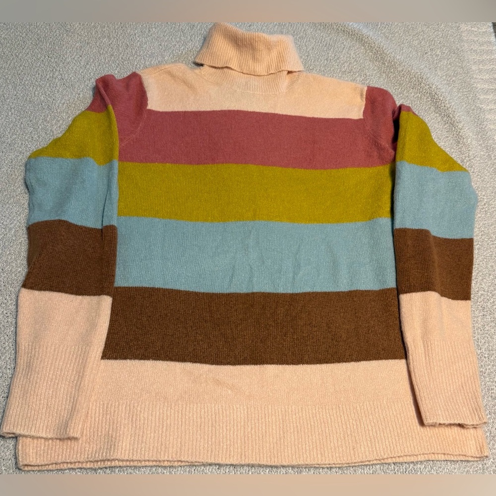 Halogen Color Blocked Turtleneck Sweater